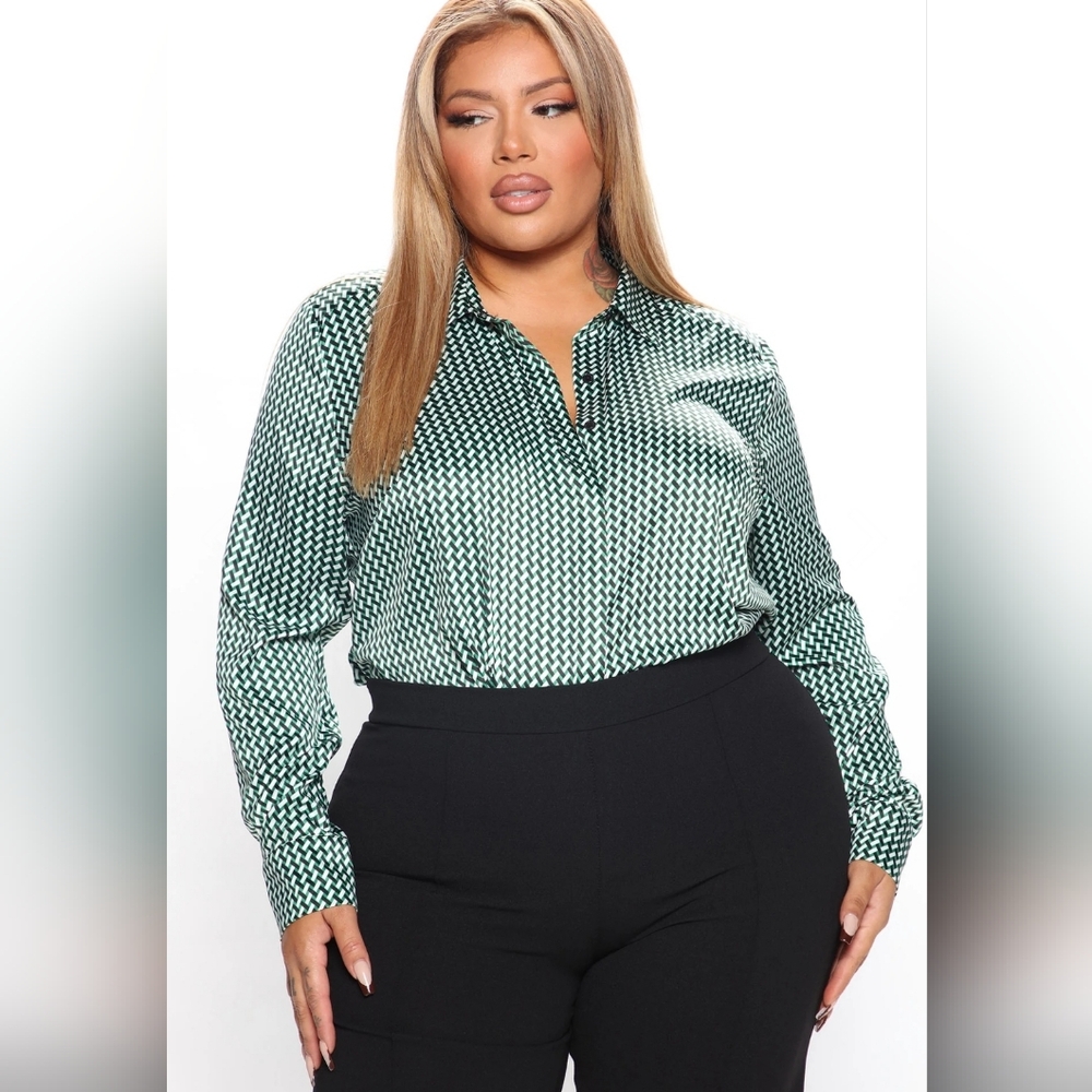 Fashionova Geometric  "Change Your Plans" Satin Button-Up Shirt | Womens Size XL - Picture 5 of 7